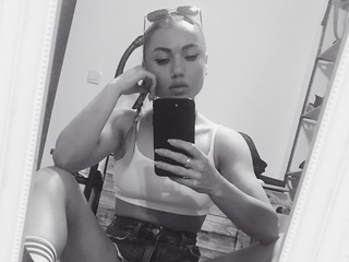 Good Vibes by KattiaFox