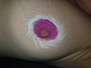 Body painting fun and you can see my pussy too xx