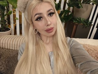 Live трансляция FlowwwerGirl - hotxchat.com