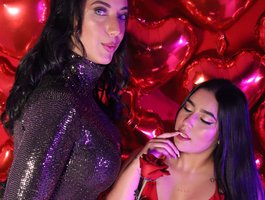 AdrianaHillLive Webcam