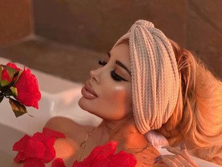 Passion bath, come with me...🌹🥵