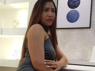 sexy and hot mature woman