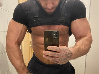 Herculesstrong: Live Cam Show