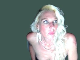 mylfGlama webcam model