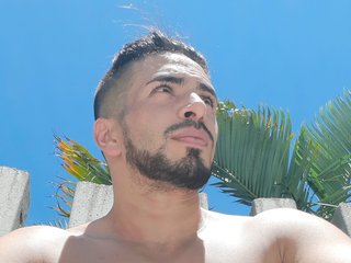 My Age Is 28 Years Old And Medellin Is Where I Live