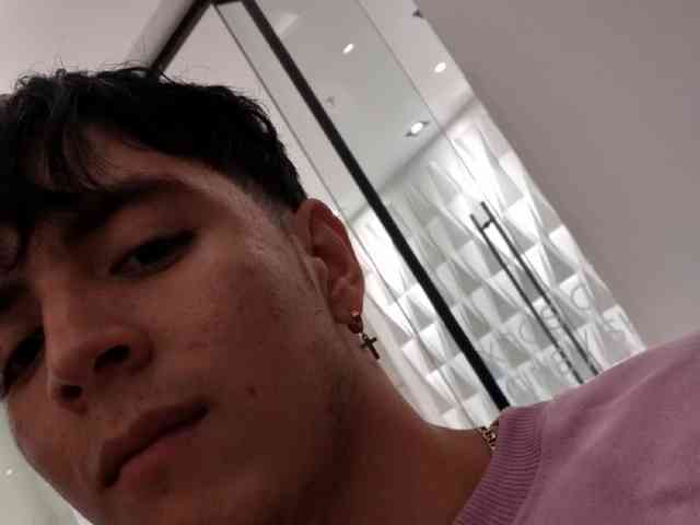 LyonTwink10