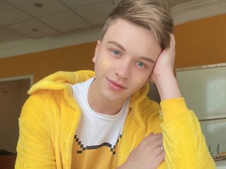 I Live In Ukrainian And I'm 21 Years Old