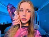 Vikkiextracheese (28, White Cam Girl) performing Live Sex.
