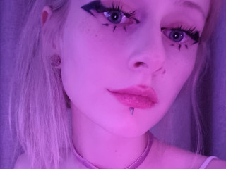 Neon vibe🐱