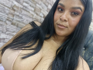 Want to know my bra size? 🫣