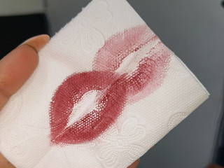 Te gustaría sentir mis labios? 💋🤤