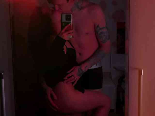 Hot_Couple_Cam