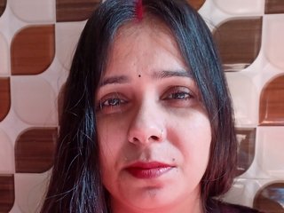 I Am A Blonde And I'm A Live Chat Charming Sweet Thing, India Is Where I Live