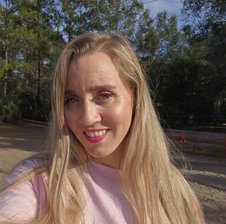 Pinklipsskye69