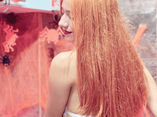 LET YOURSELF BE SEDUCED BY MY BIG ASS