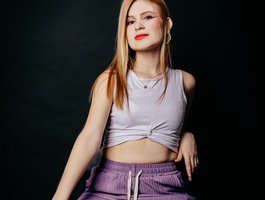 Emma-Blonde's Profile Image