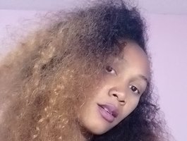 Watch Ciciane live on cam on BongaCams
