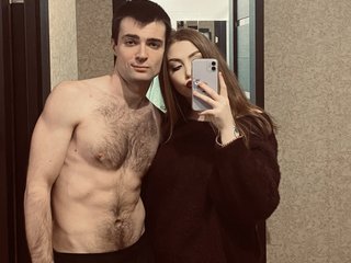 InfinitelyDeepInYou: Live Cam Show