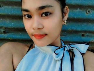 A Live Chat Eye-catching Girl Is What I Am And I Am A Brunette