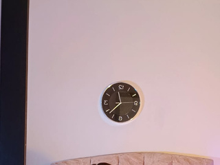 LOOK AT MY BIG BUTT THROUGH THE MIRROR