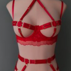LINGERIE