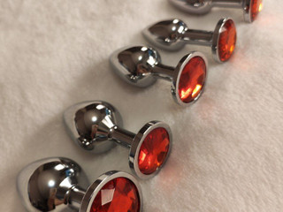 Angelina anal plug: XS, S, M, L.