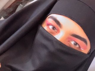 I Am Named NahiaraHamad And I'm A Live Cam Stunning Bimbo