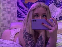 la-vida-loca live cam model at BongaCams
