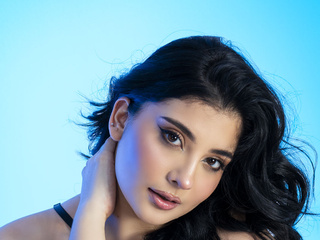 Strongly posing for you