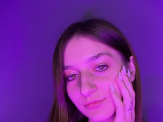 I Am A Brunette! My BongaCams Model Name Is Kam1la