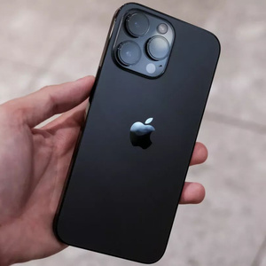 Bella wants an iPhone 15 Pro Max as a gift