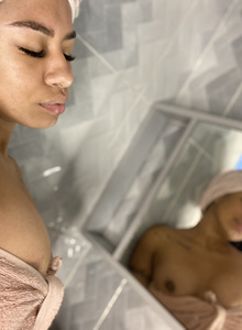 Sexy-Alana Humm shower together? photo 9723463