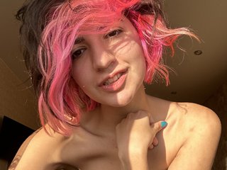 I'm A Sex Chat Good-looking Lady And I'm 25 Years Old