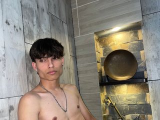 I'm 20! I Come From Bogota! I Am A Brunette 2