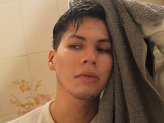 My BongaCams Name Is MaxDamoon And I Am A Brunette