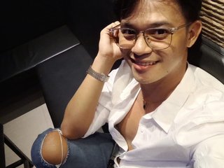 My Name Is ThisAintLust And I'm 23 Yrs Old