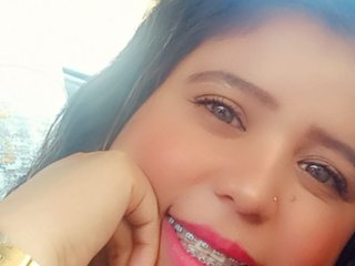 I Am A Brunette And I'm 27! I'm A Camwhoring Lovable Girl