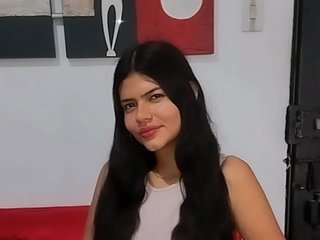 I Am A Brunette! A Sex Cam Seductive Honey Is What I Am! My BongaCams Model Name Is Chloee-22