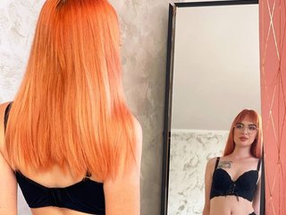 A Webcam Horny Bimbo Is What I Am! People Call Me Charmingxyx, I Am A Redhead