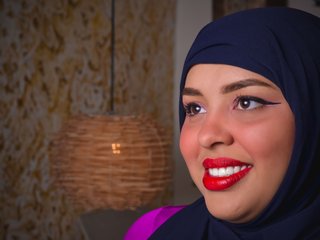 I'm 18, I'm A Camwhoring Suave Honey And My BongaCams Model Name Is Leylaksaadi