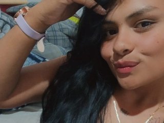 A Live Chat Stunning Sweet Thing Is What I Am! I Am Named Candypearll And I'm 24