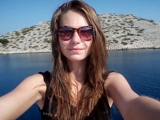 People Call Me CaramelKarma, A Webcam Suave Chick Is What I Am! I Come From Bucharest