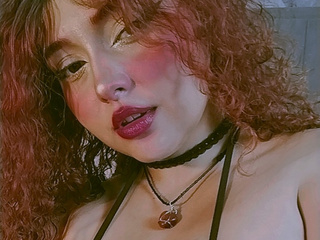 Your girl with big boobs 🍒