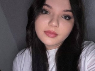 I'm 19 Years Old And My Name Is SladkayaKlybnichka