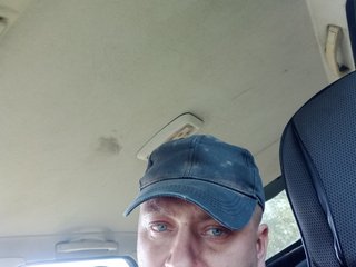 I'm 35 Years Old And My BongaCams Name Is Maks583