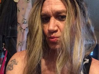 I Am A Brunette, I'm A Camwhoring Suave Tranny