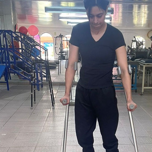 With your help I will be able to walk again. You support me?