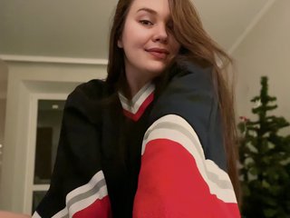 I Am A Brunette! My Model Name Is CarrySpilberg