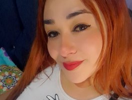 mom-camila live cam model at BongaCams