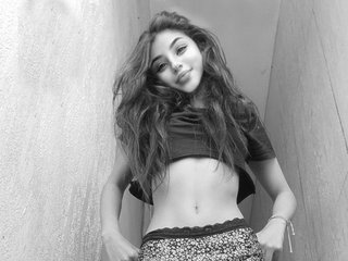 Casablanca Is Where I Live! I Am A Brunette, My BongaCams Name Is Mona-bloom